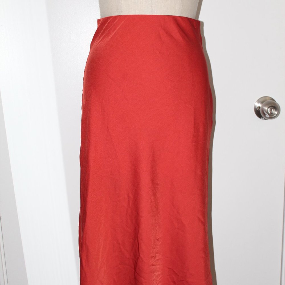 FOREVER 21 RUSTIC ORANGE SATIN MIDI SKIRT SIZE SMALL